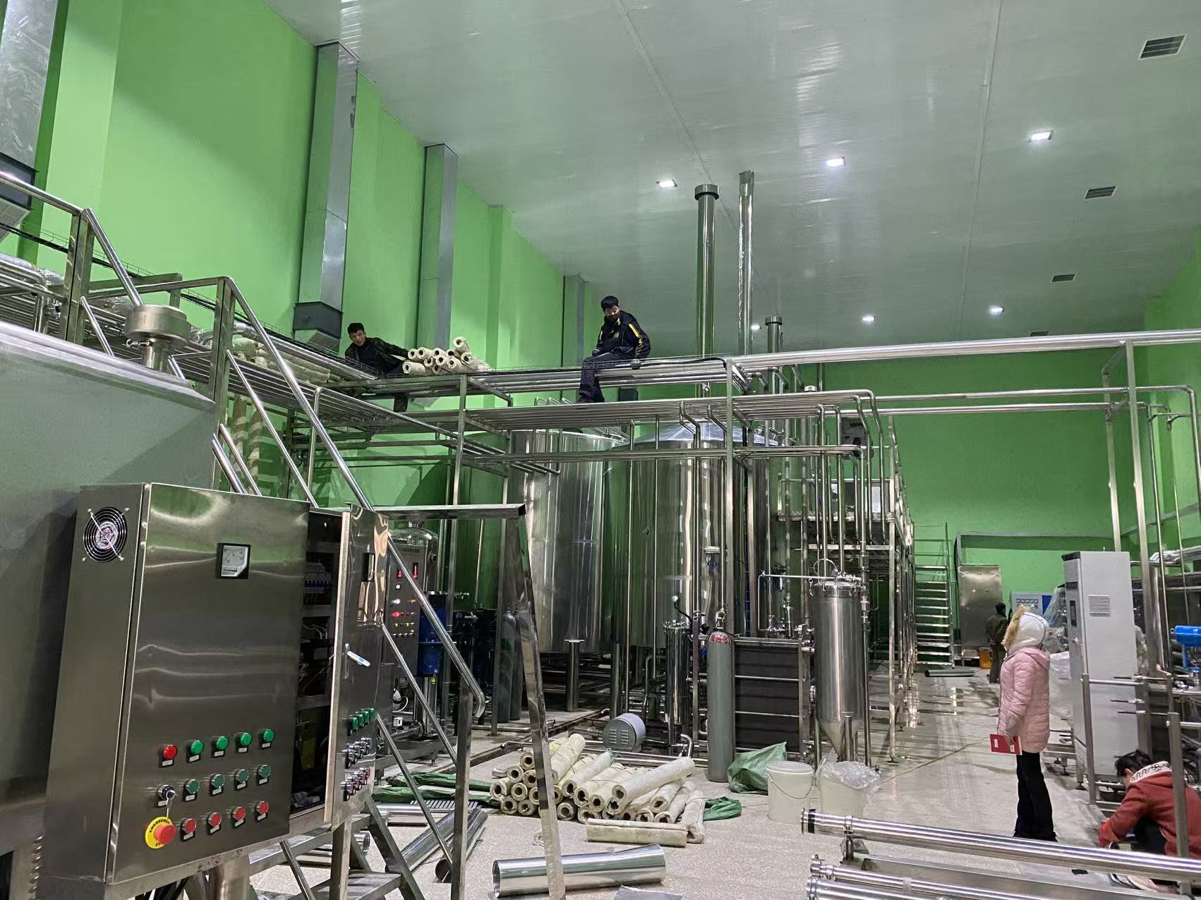 红桥精酿啤酒设备厂—精酿啤酒设备制造：传承工艺与创新科技的交融